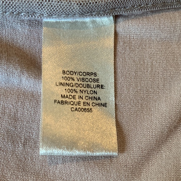 RW & CO beige/taupe sequined sleeveless top. Size small. Never worn. NWOT. - Picture 8 of 9